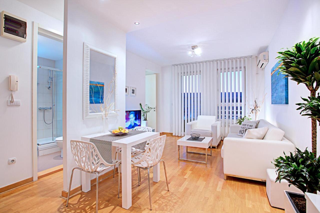 Belville Luxury Apartment Belgrado Esterno foto
