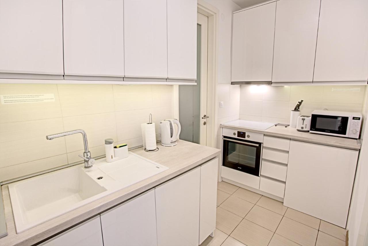 Belville Luxury Apartment Belgrado Esterno foto